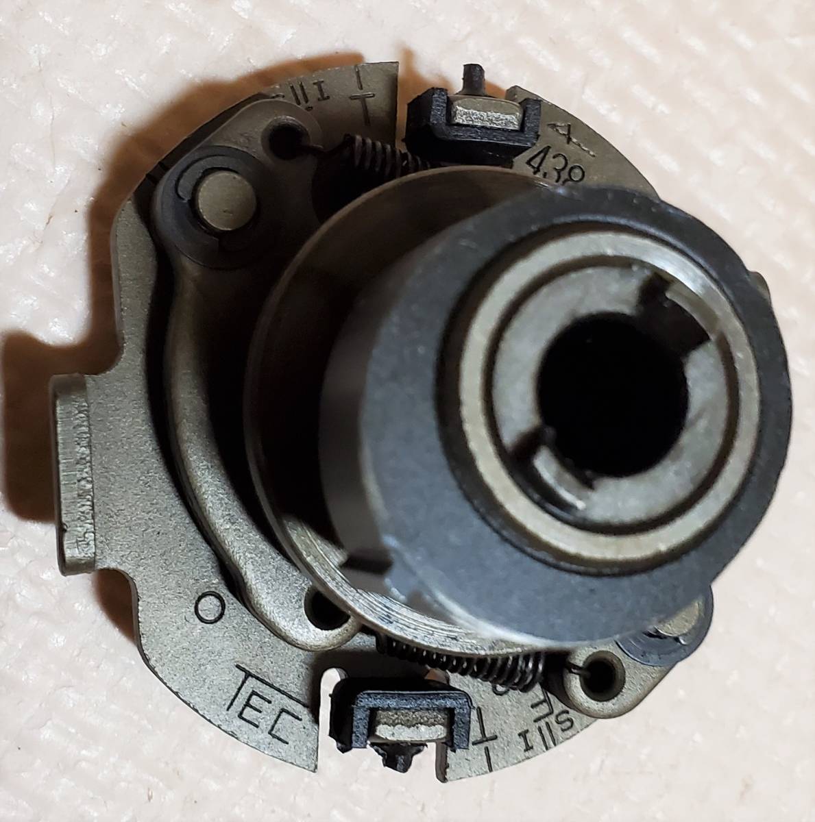 HONDA CB900F 取り外し 純正 スパークアドバンサー ガバナ (ホンダ CB バイク 部品 パーツ ガバナー 438)_4