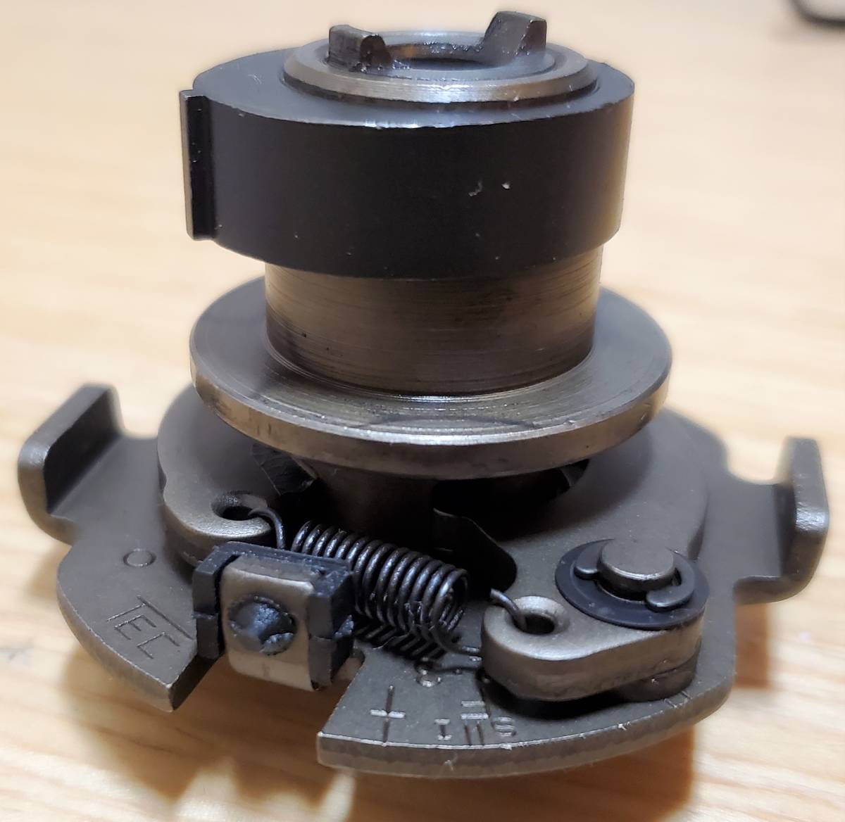 HONDA CB900F 取り外し 純正 スパークアドバンサー ガバナ (ホンダ CB バイク 部品 パーツ ガバナー 438)_5