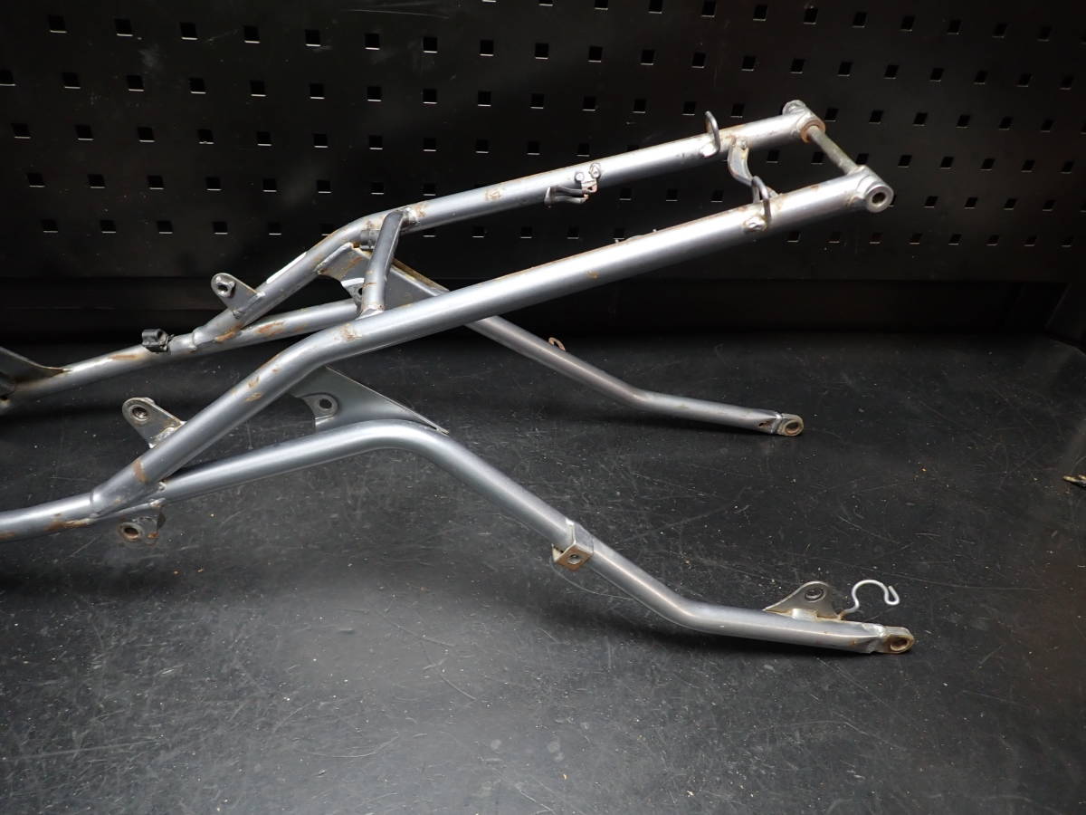 XR250R ME08『純正シートレール（サブフレーム）クロモリ』MD30(ホンダ