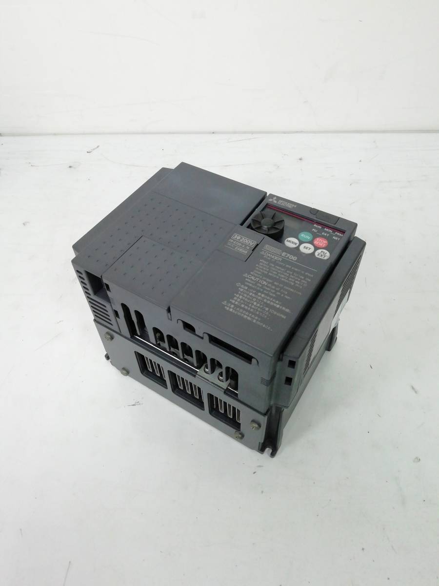 【箱無し新品】三菱電機 小型パワフルインバータ FR-E720-3.7K