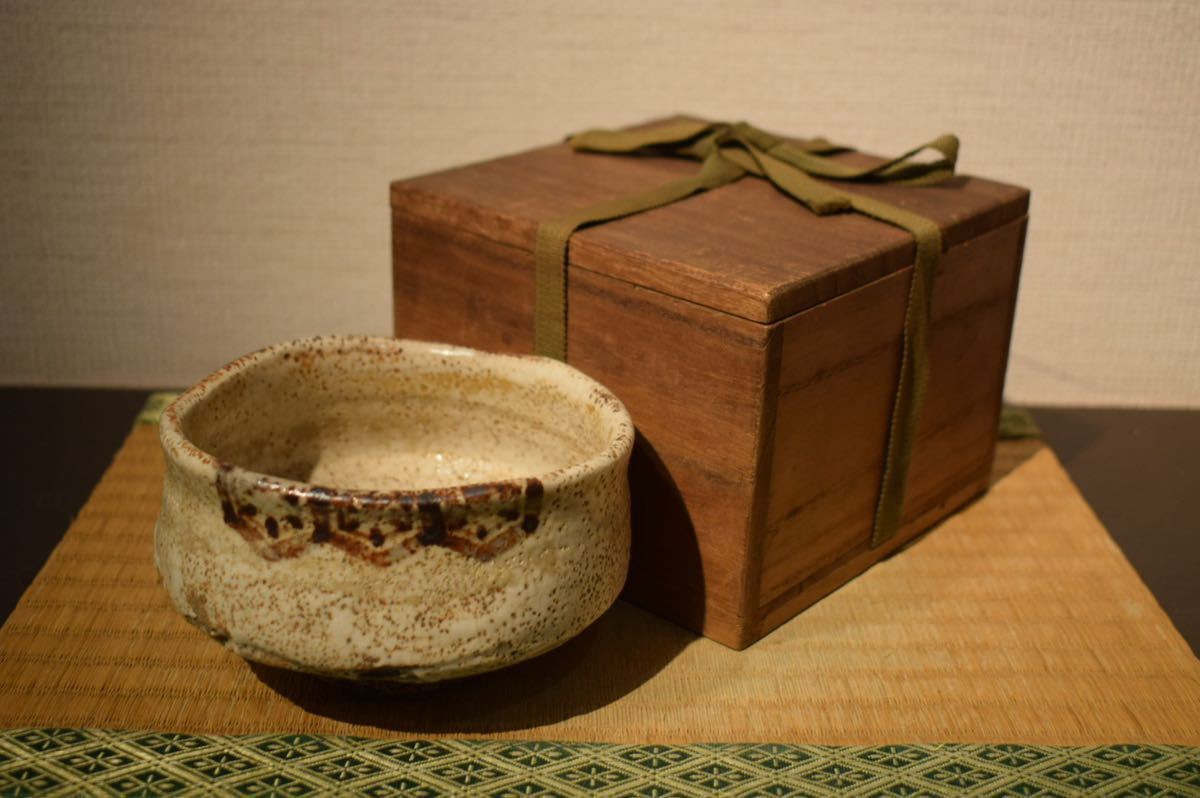 GE】R1185【東海コレクター所蔵品】時代 志野茶碗 /日本美術 茶道具