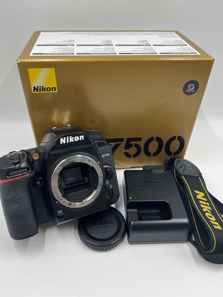 Nikon デジタル一眼レフカメラ D7500 ボディ 元箱あり [管理