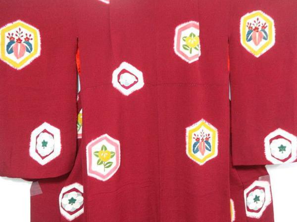 2205.■みやこ■超美品アンティーク 縮緬 亀甲に花模様 着物