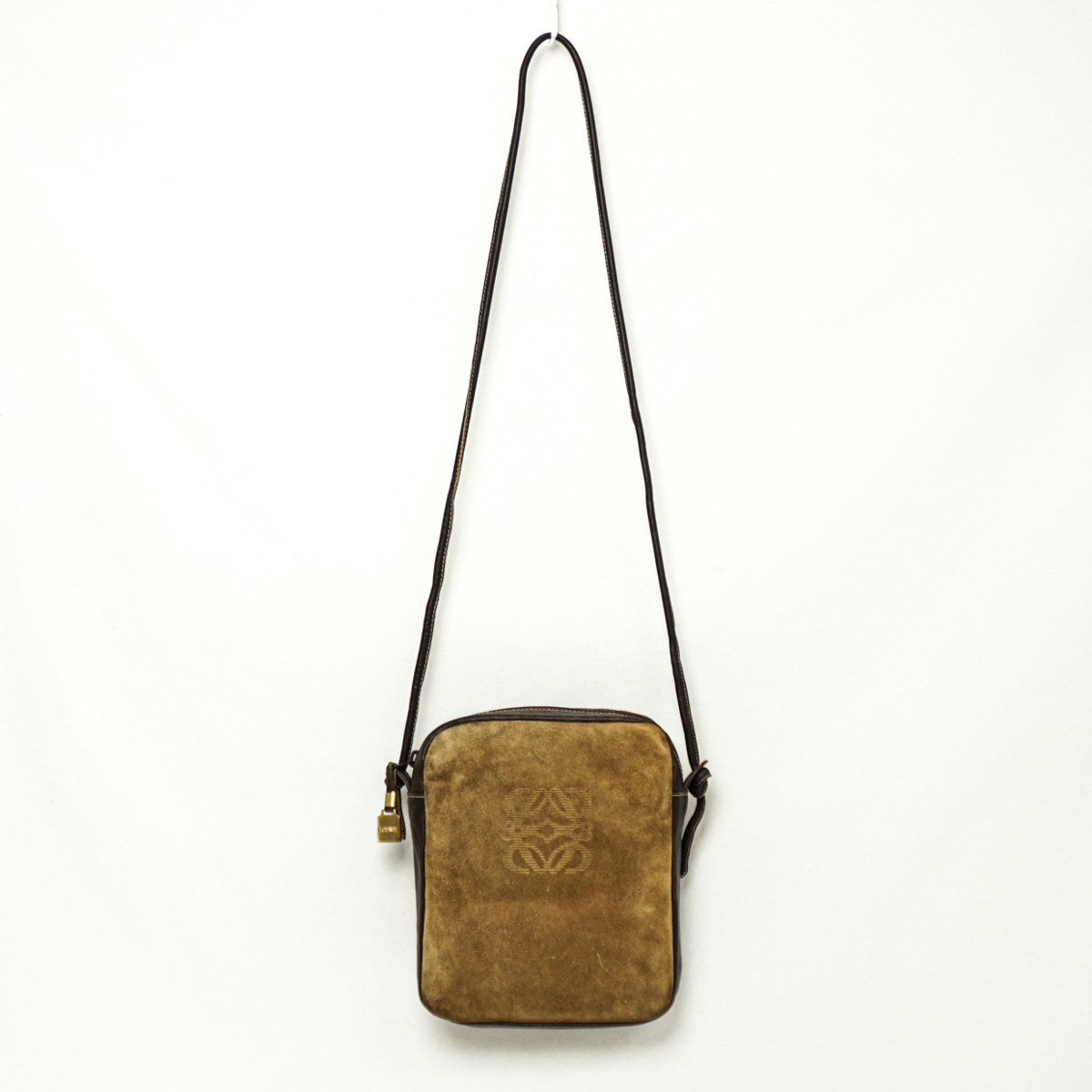 LOEWE / ロエベ | アナグラム スエード ワンショルダーバッグ | ライトブラウン/ダークブラウン | レディース LOEWE - LOEWE / ロエベ | アナグラム スエード ワンショルダーバッグ