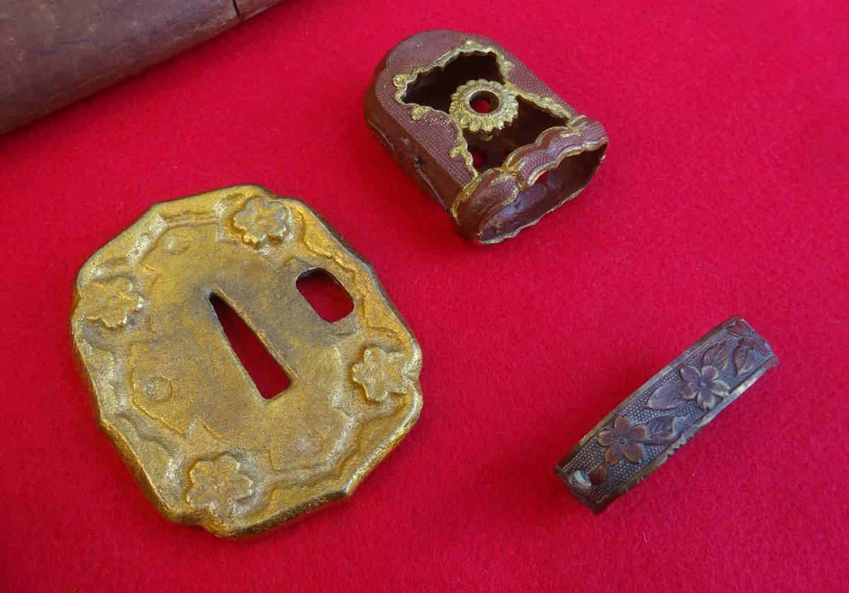 旧日本陸軍・将校用軍刀の部品類まとめて 日本刀太刀脇差短刀