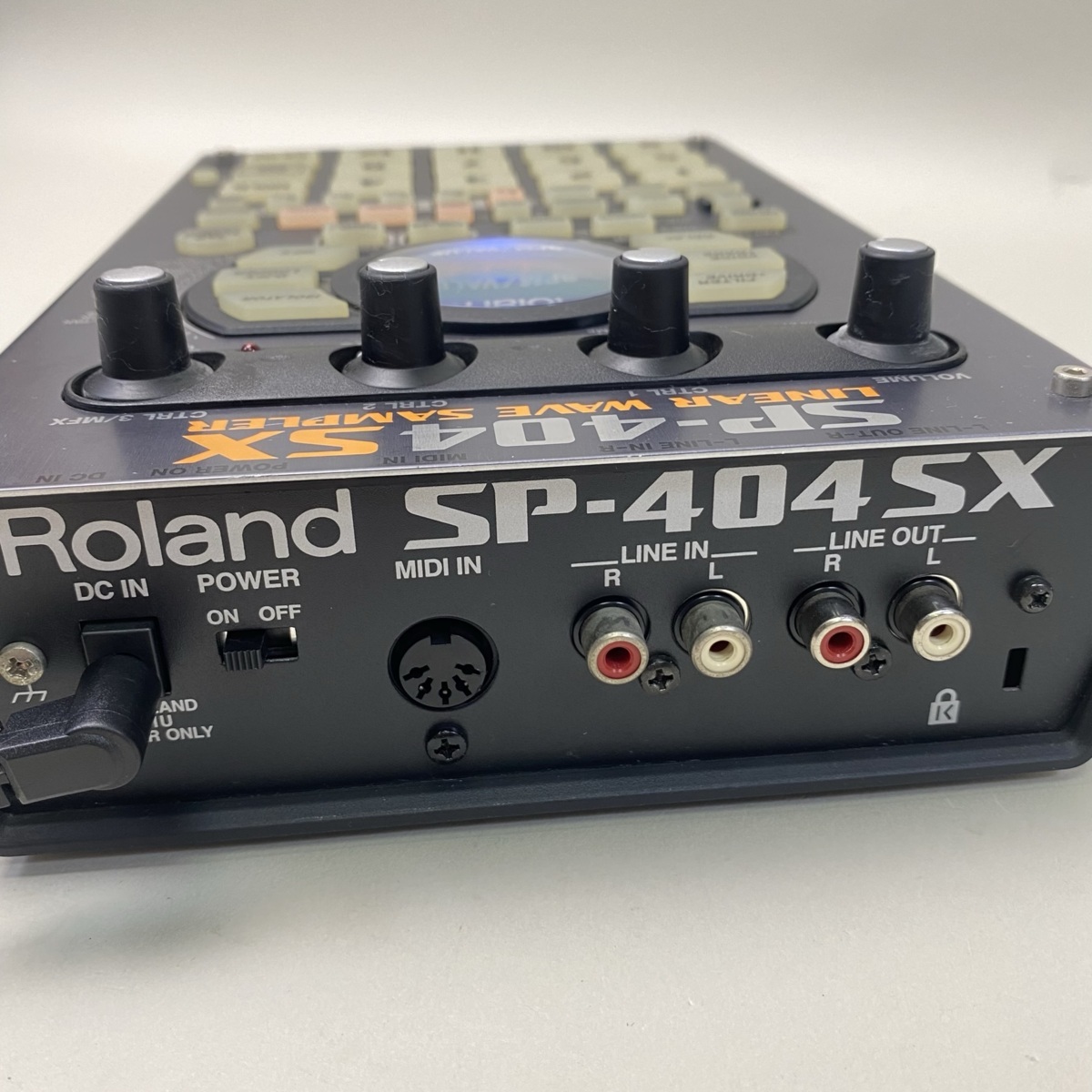 完動品】DJ機材 Roland SP-404SX ローランド サンプラー SDカード・CD 