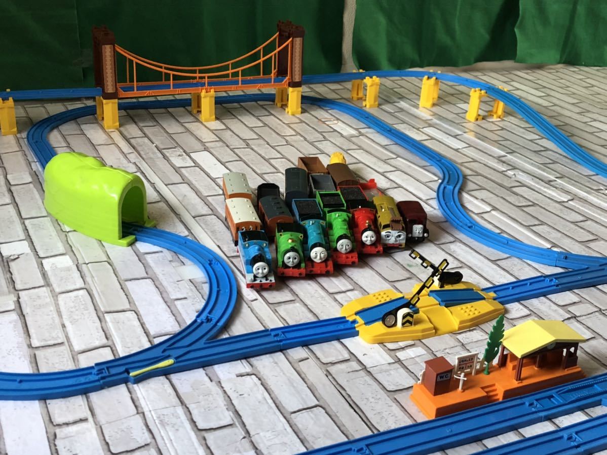1円スタート プラレール トーマス ディーゼル10 魔法の線路 ゴードン ジェームス 吊り橋 大量 レイアウト セット クリスマスに