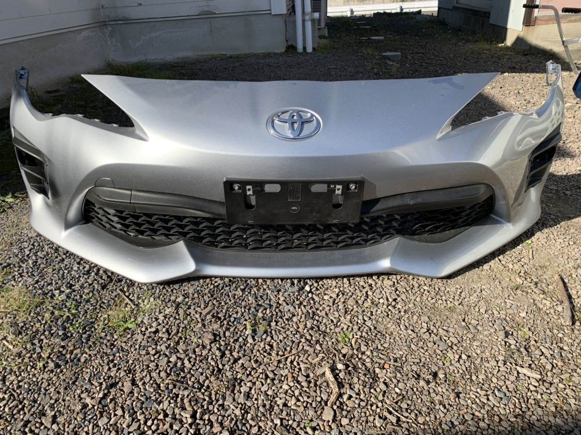 美品　ZN6 86 後期 純正　フロントバンパー　グリル　ソリッドグレー Toyota 86 後期 フロントバンパー 純正 引取限定 トヨタ純正後期