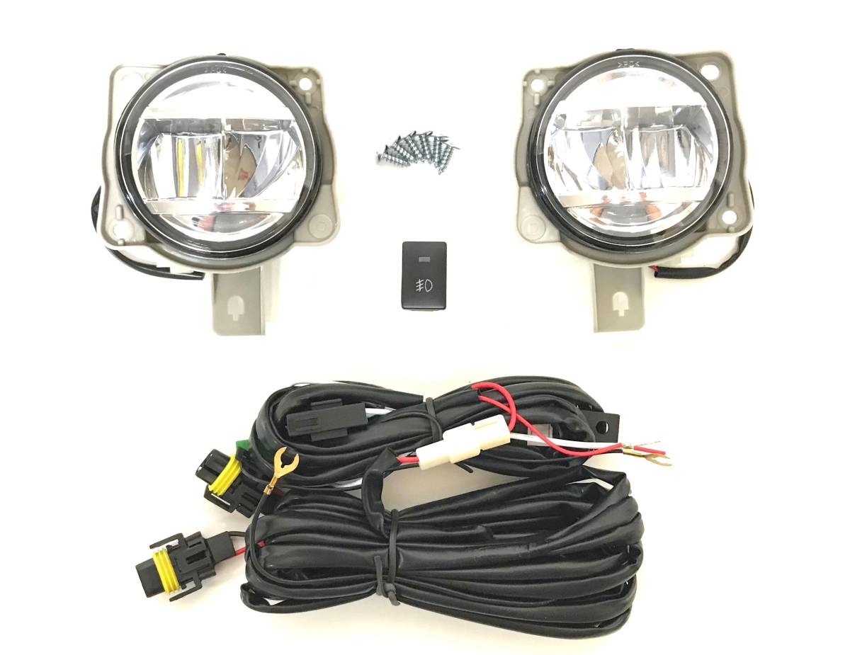 パッソ M710A 純正 左フォグランプ LED ベゼル付 81220-B1090 M710A パッソ M700A M710Aの中古車を 前期 0