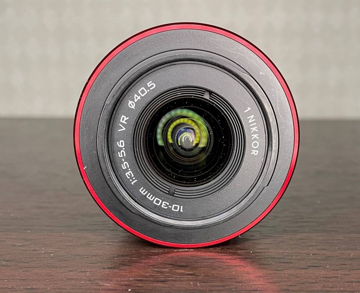 Nikon1 J1 ニコンミラーレスデジタルカメラ 赤 標準ズームレンズキット