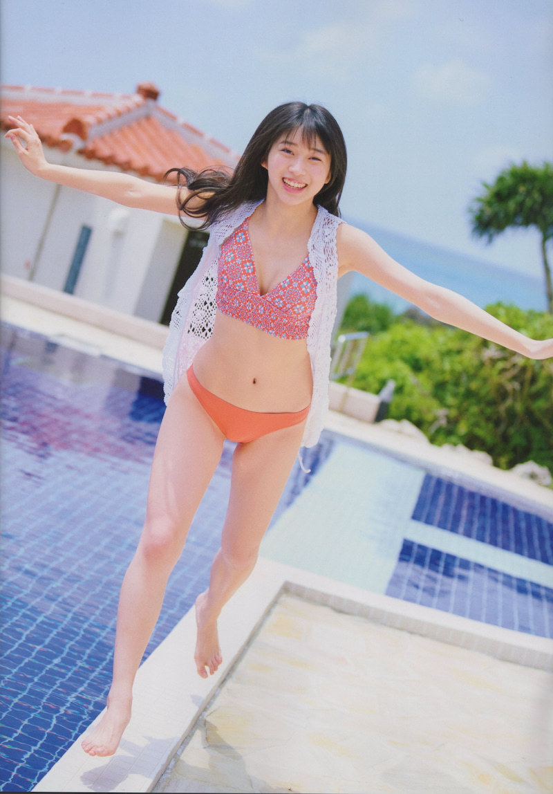 牧野真莉愛 写真集 『 Summer Days 』 モーニング娘。 帯付/美品