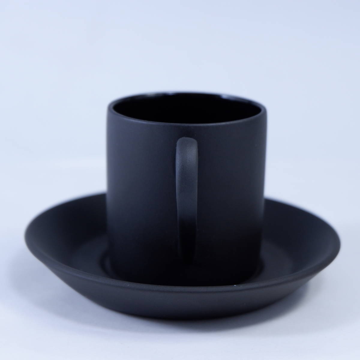 廃盤 ウェッジウッド ブラックバサルト デミタスカップ＆ソーサー