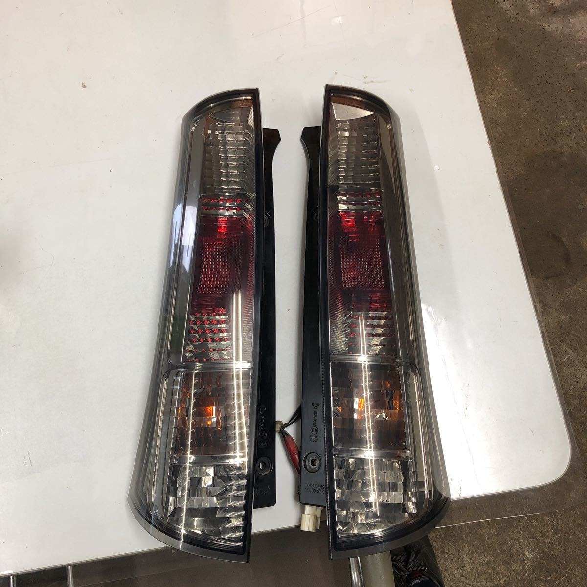 スズキ パレット MK21S テールランプ 左右セット ルークス ？ ML21S 