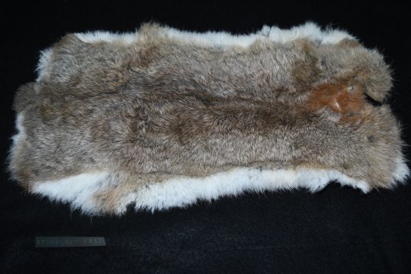 新入荷 ラビットファー生地 ウサギの毛皮 縫製生地 25 45 前後 格安 特価 天然 ナチュラル 革 服生地 1匹 フワフワ 最高な手触り その他 売買されたオークション情報 Yahooの商品情報をアーカイブ公開 オークファン Aucfan Com
