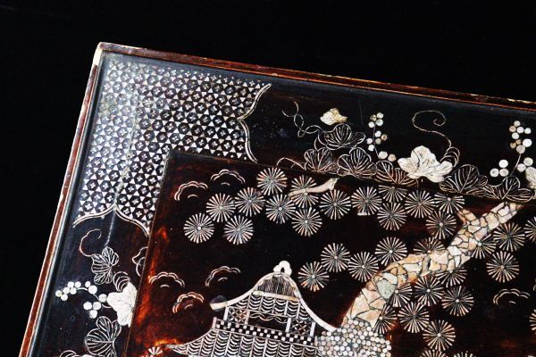 時代唐物 青貝螺鈿細工 楼閣人物 平卓 花台 香炉台 58cm 木製【MA624 中国古玩 唐物 木製漆塗 青貝螺鈿細工楼閣人物風景図 花台 平卓 細密