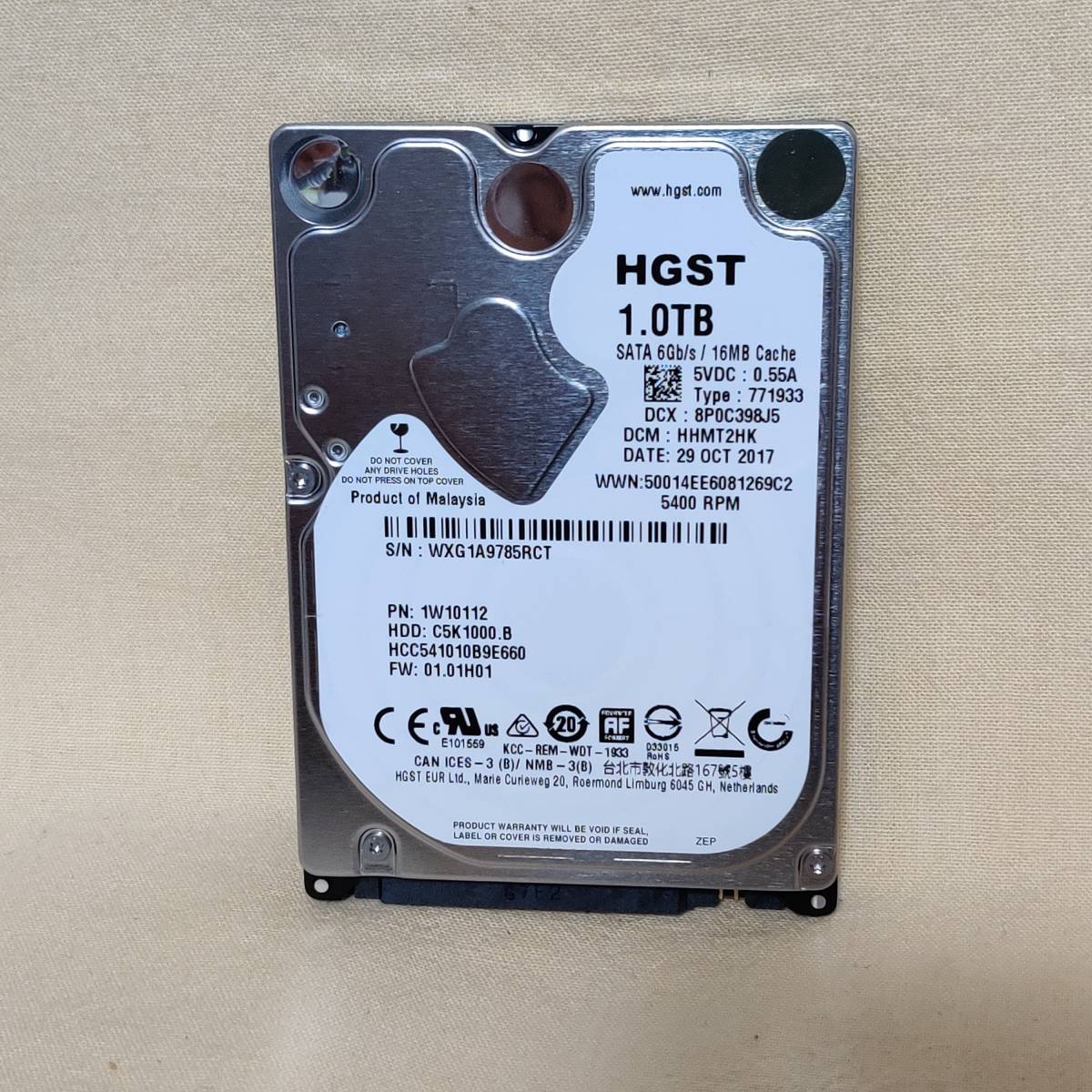 ほぼ新品HGST AVコマンド対応 1TB 2.5インチ HDD 7時間