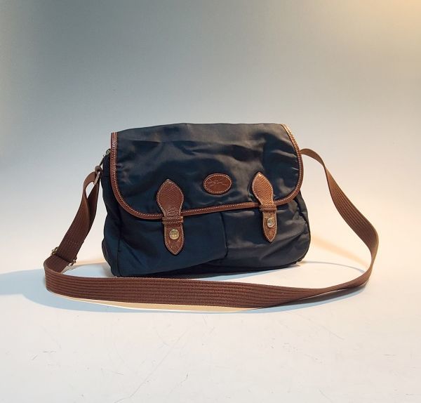 良品●LONGCHAMP(ロンシャン) メッセンジャーバッグ ナイロン×レザー ネイビー クロスボディバッグ B257