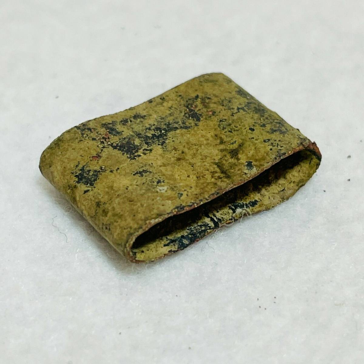 出土品・貴重 戦国時代の刀装具 城跡から出土 縁頭 鍔 切羽 脇差 日本 