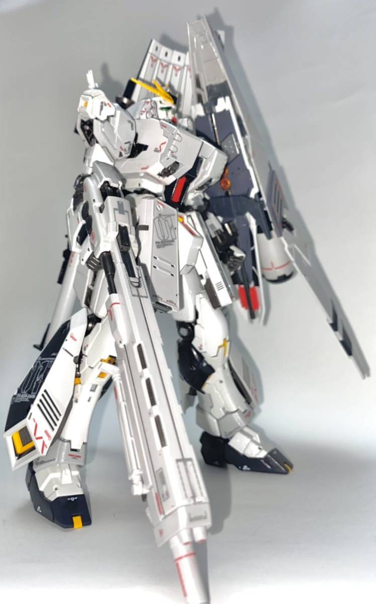 プレバン RG 1/144 νガンダム HWS 全塗装 完成品(完成品)｜売買された