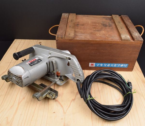 人気SALE，限定SALE 0959 マキタ 電気ミゾキリ 3501N 木箱入り 使用 きる丸ノコ：178 190mm(切断機一般)｜売買されたオークション情報、yahooの商品情報をアーカイブ公開 - オークファン 木工用