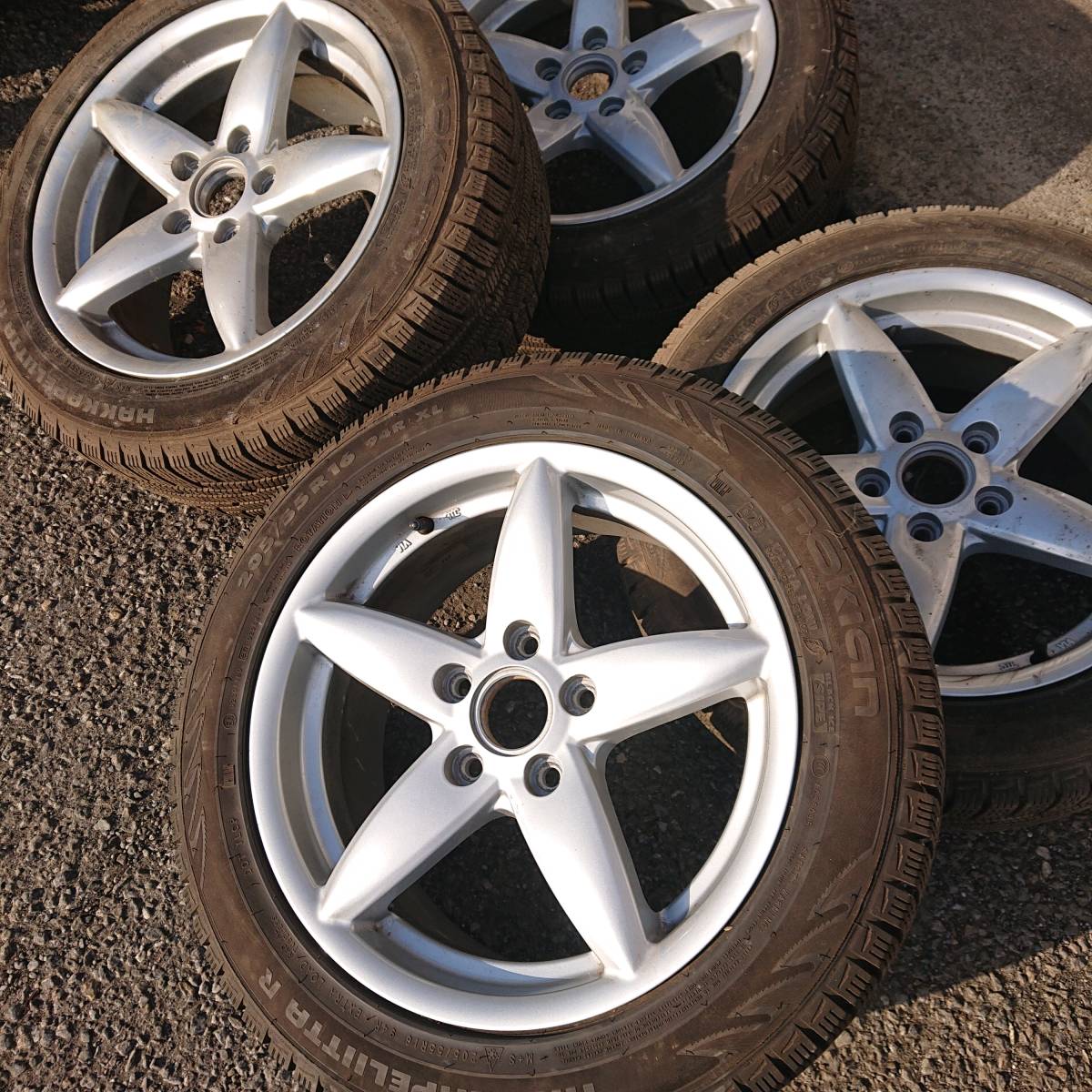スタッドレスタイヤ 205&frasl;55R16 ホイールセットの通販 205／55R16 5穴 プリウス スタッドレス 0 BRZ TOYO タイヤ・ホイール &frasl; スタッドレスタイヤ・ホイールセット 4本セット 1 205／55R16（ホイール穴数4）（タイヤ・ホイールセット