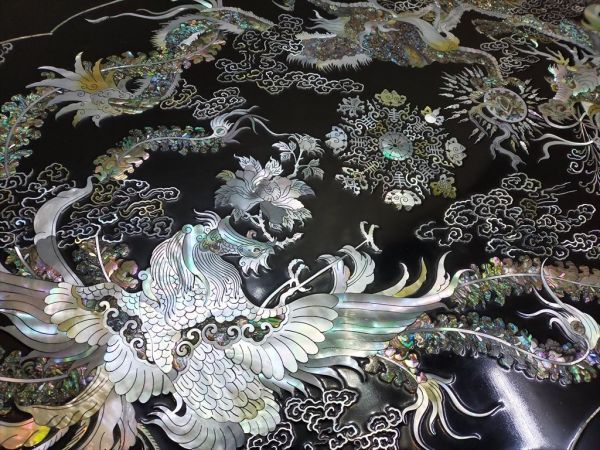 圧倒される美しさ！韓国螺鈿細工 高級リビングテーブル 幅182cm 韓国