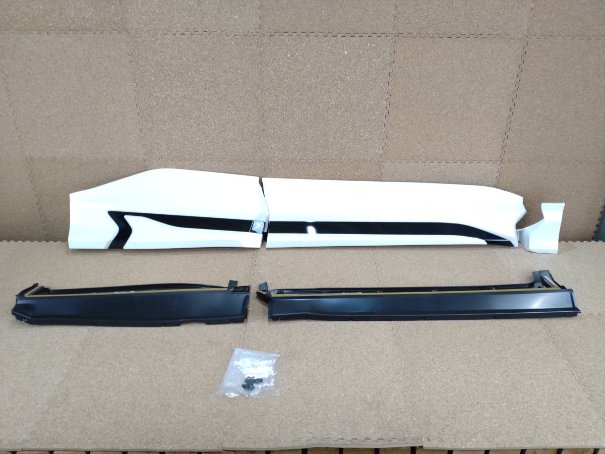 未使用品 モデリスタ】トヨタ ヤリスクロス MXPB10 MXPJ10 右サイド