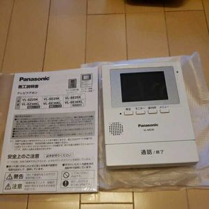人気急上昇 Panasonic一年使用の美品 テレビインターホンvl Me30 防犯カメラ