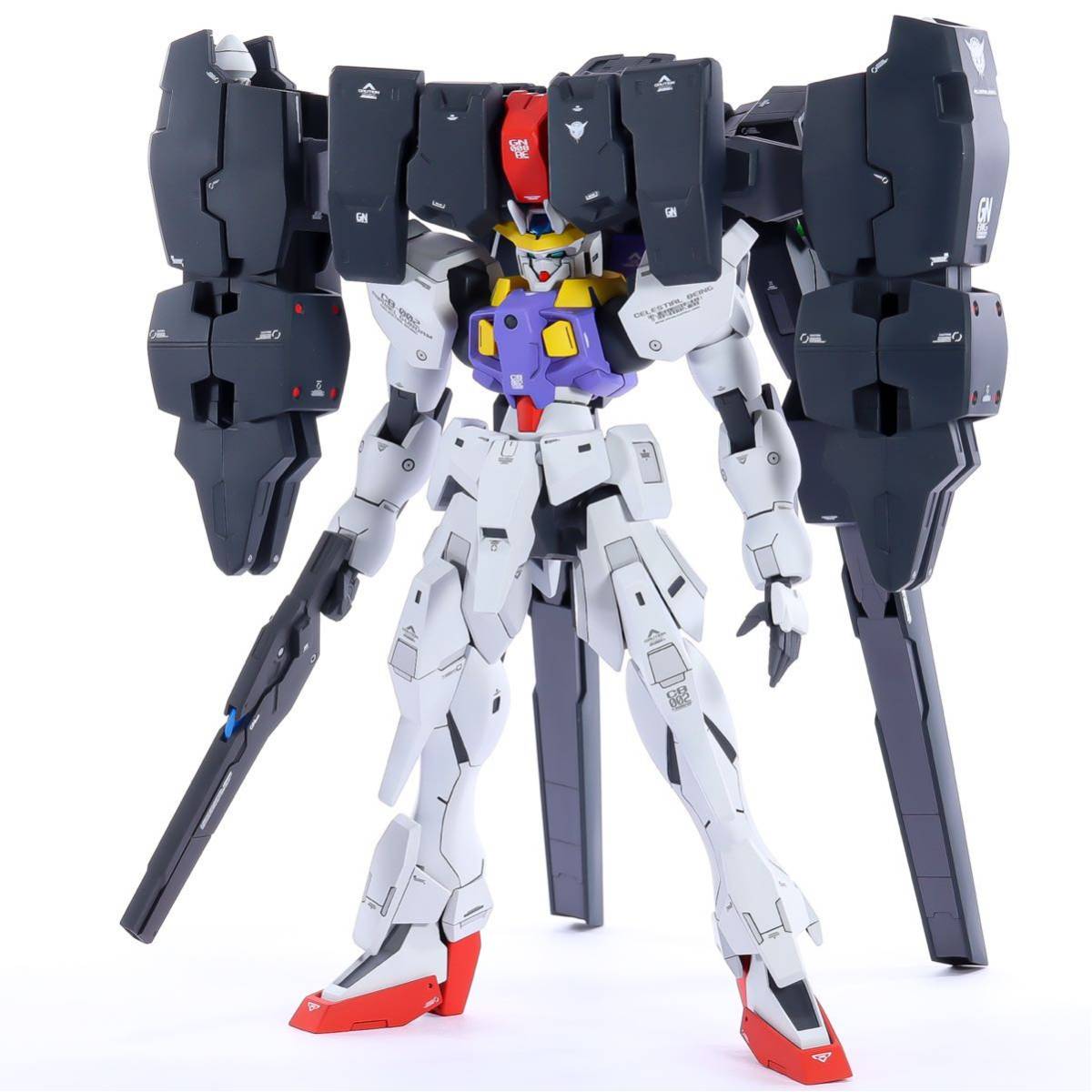 HG ラファエルガンダム＋セラヴィーガンダムⅡ 改修塗装済み完成品
