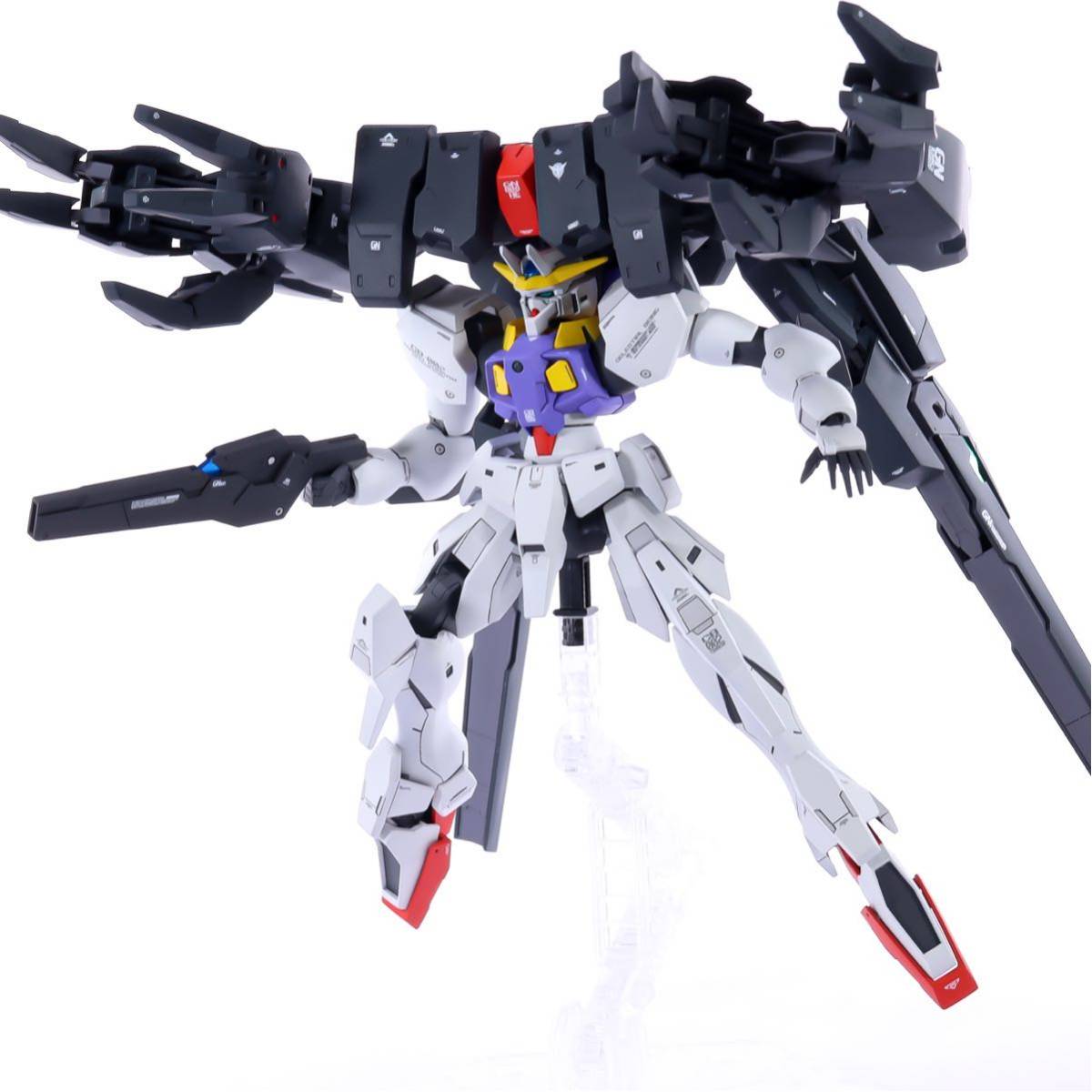 HG ラファエルガンダム＋セラヴィーガンダムⅡ 改修塗装済み完成品