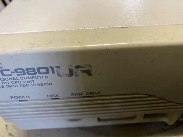 NEC PC-9801DX/U2 通電確認ok FDD2基動作ok純正キーボード NEC PC-9801DX/U2 通電確認ok FDD2基動作ok純正キーボード