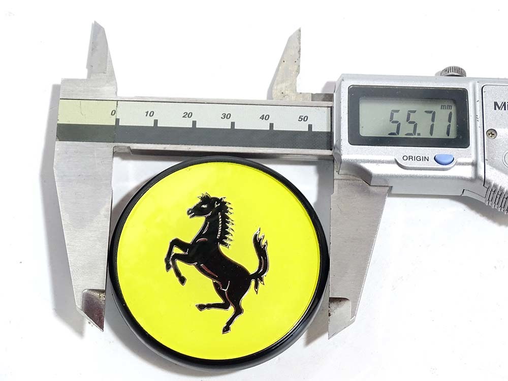 旧タイプ ホイールセンターキャップ 4個セット #108947 フェラーリ 308  