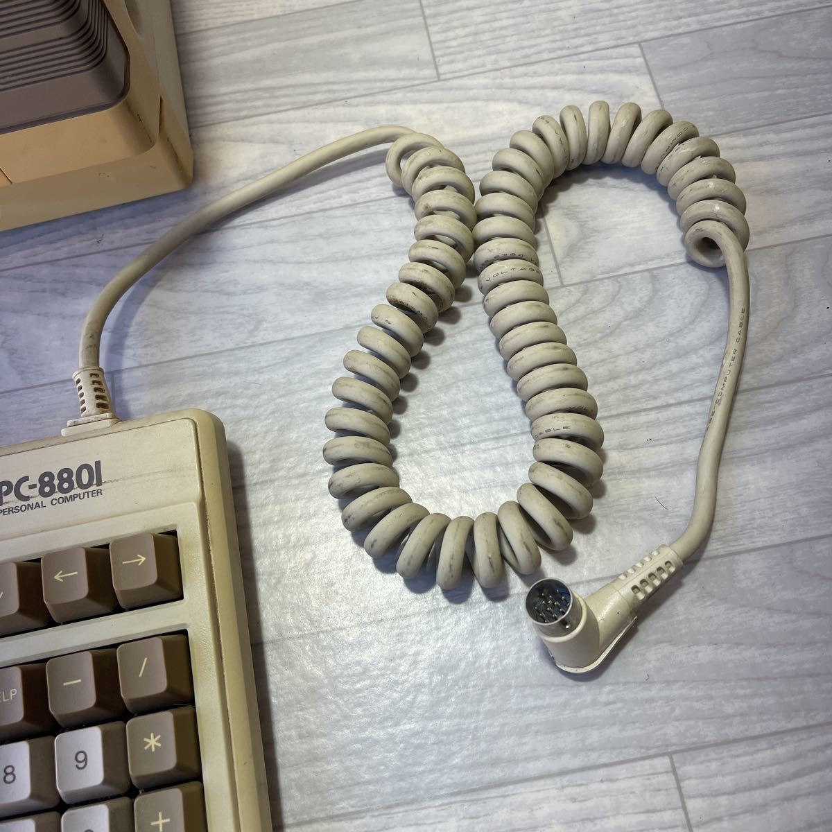 旧型PC NEC PC-8801MkⅡ FR + NEC PC-8801 キーボード 【ジャンク】(PC