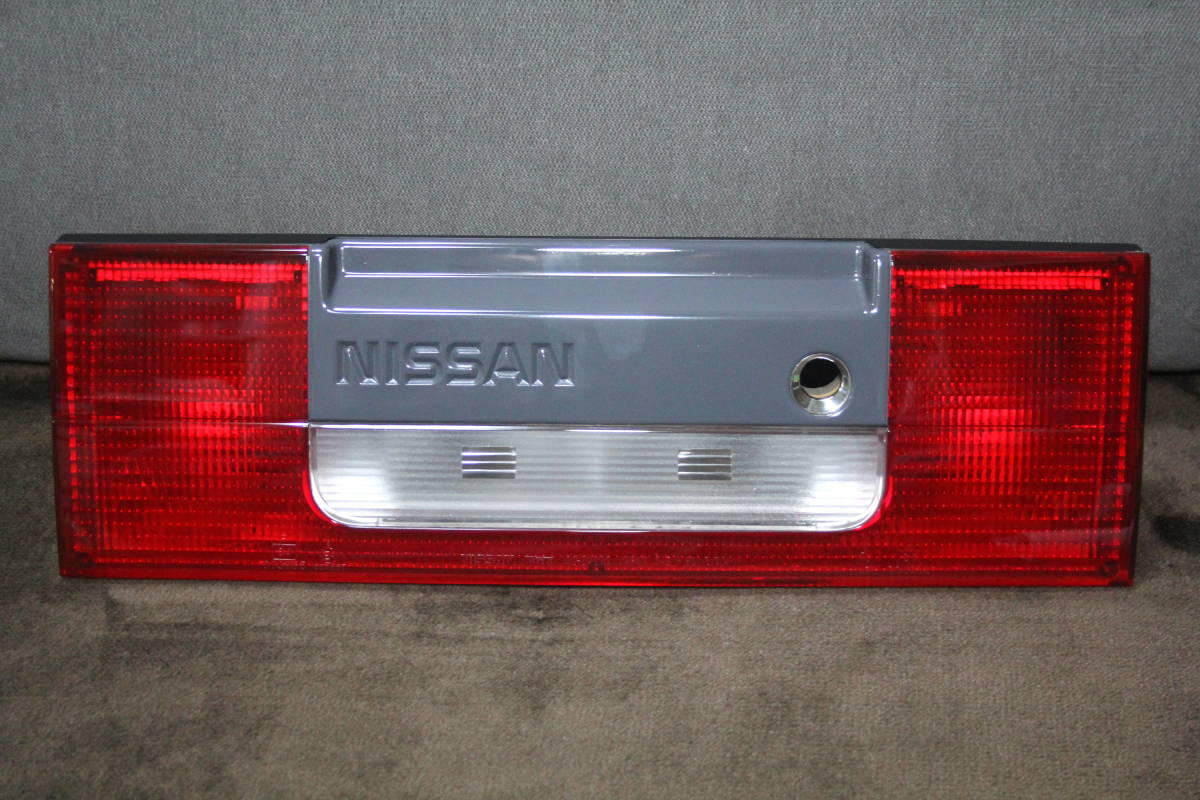 日産 純正 フェアレディZ Z31 左右 テールランプ ガーニッシュ 後期