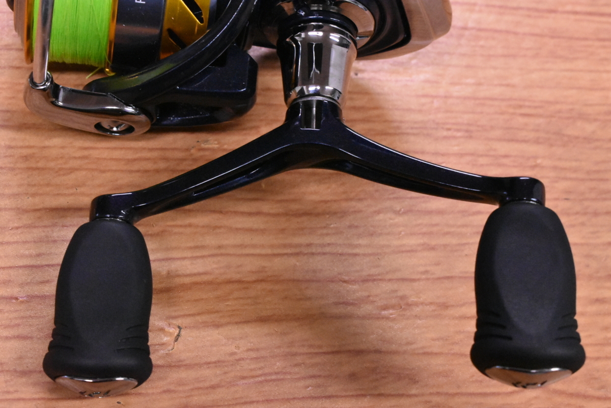 1スタ ダイワ 15 レブロス 2506h Dh Daiwa Revros モデル ダブルハンドル エギング ブラックバス等 Kkm O1 ダイワ 売買されたオークション情報 Yahooの商品情報をアーカイブ公開 オークファン Aucfan Com