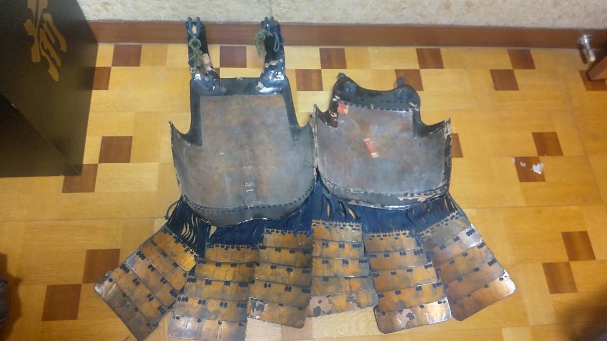 甲冑 江戸時代 武具 鎧 | 鎧兜 甲冑（鎧兜）の着方／名古屋刀剣博物館