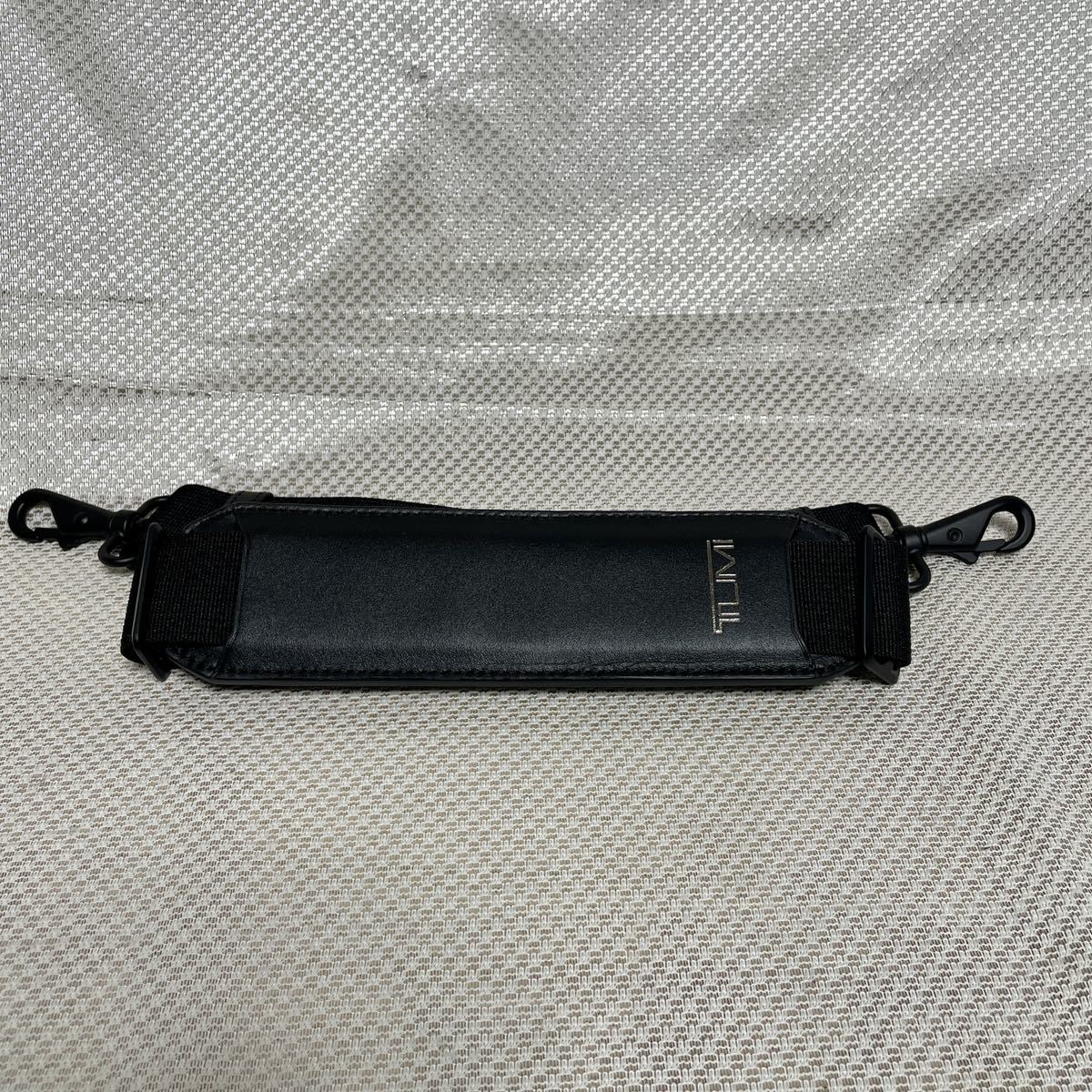 TUMI ブリーフケース ブラック STYLE 96108DH 30cmX42cmx9cm 