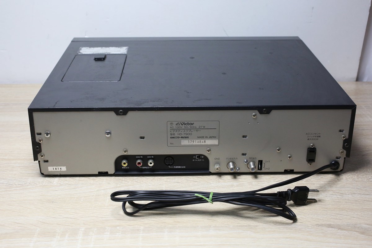 K686 □程度良し□ VHDプレーヤー ビクター Victor HD-7900 K686 □程度良し□ VHDプレーヤー ビクター Victor HD-7900