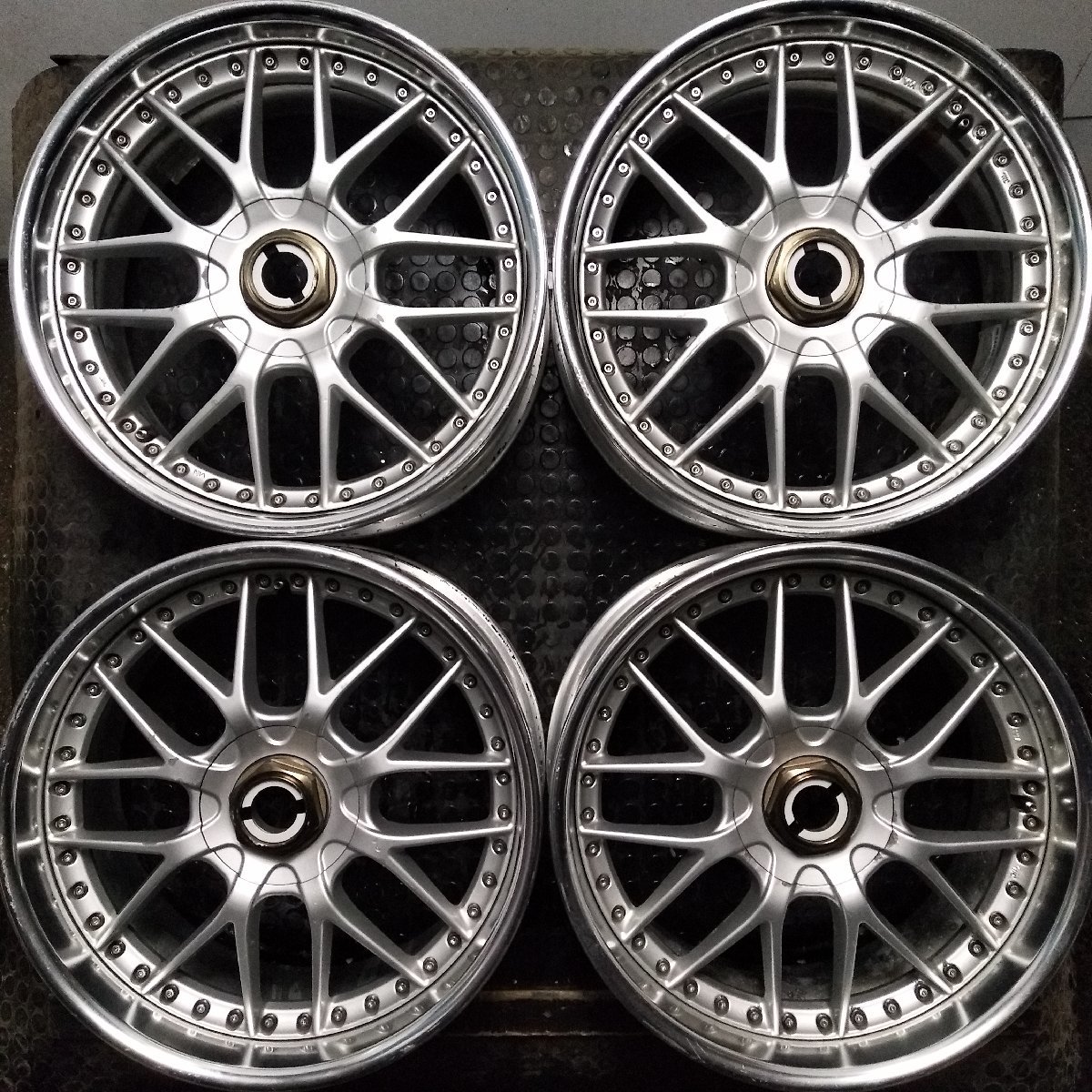 新作登場，低価 管理番号：W1-179 4本価額 18x8J 18x9J 4x114.3 5x114.3 マルチ ET+37 ハブ74 SPEED STAR GP-EVO/3ピース 店頭直接引取 下取可能(5穴)｜売買されたオークション情報、yahooの商品情報をアーカイブ公開 - オークフ 5穴