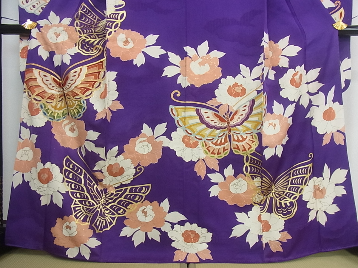 花美人着物□豪華振袖 駒刺繍 舞蝶花文 金彩 逸品 we819 金彩