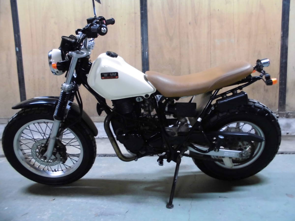 YAMAHA TW225 DG09J 後期型 博多区から ヤマハ DG09 TW TW225 カスタム 