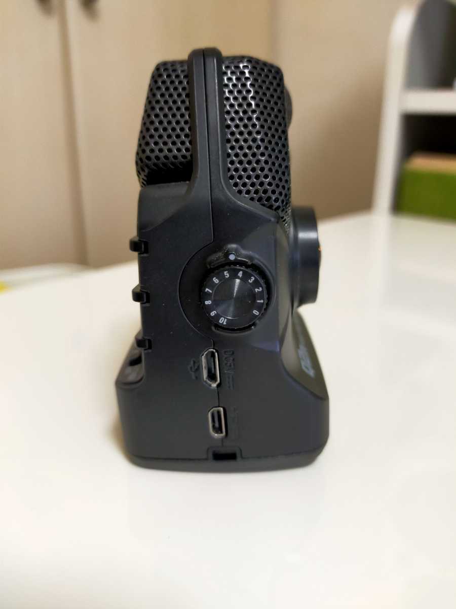 ZOOM Q2N-4K ハンディビデオレコーダー insta360 三脚付き Q2n-4K