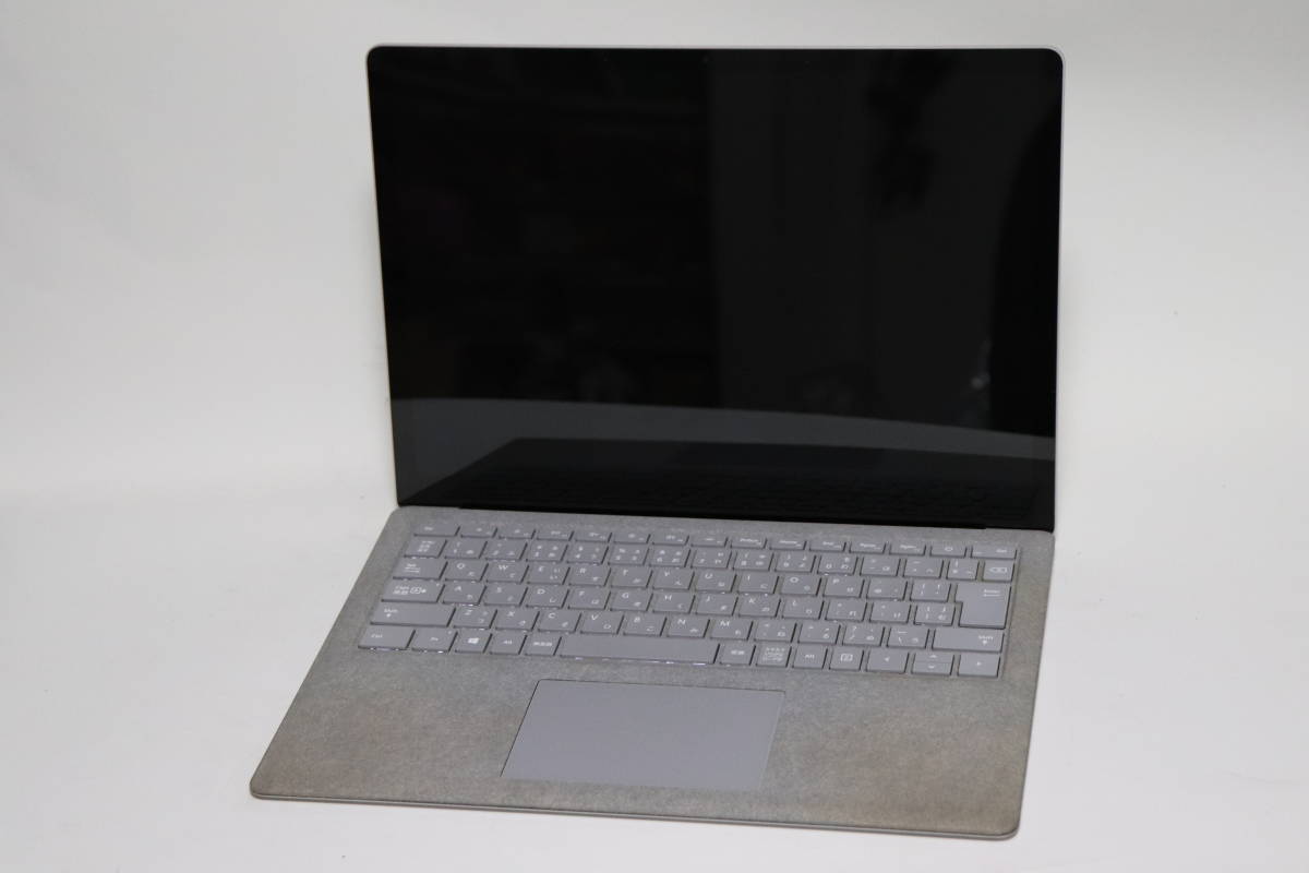 M889. Microsoft / Surface Laptop / Core i5-7200U / 8GBメモリ