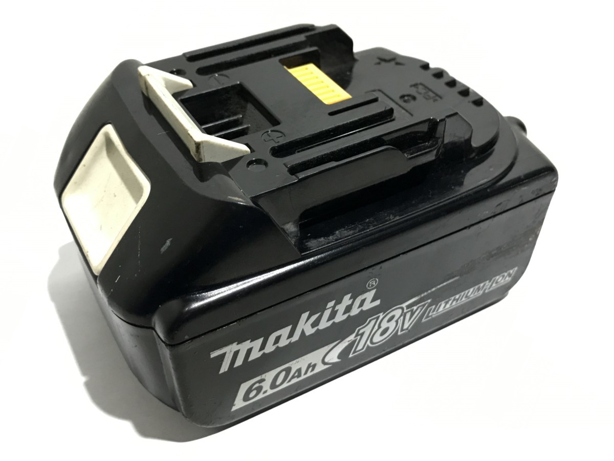 爆買い，正規品 充電回数7回 マキタ makita リチウムイオンバッテリー BL1860B 18v 6.0Ah 純正 残容量表示 雪マークあり 品 h0120-7-5b(パーツ)｜売買されたオークション情報、yahooの商品情報をアーカイブ公開 - オー インパクトドライバ
