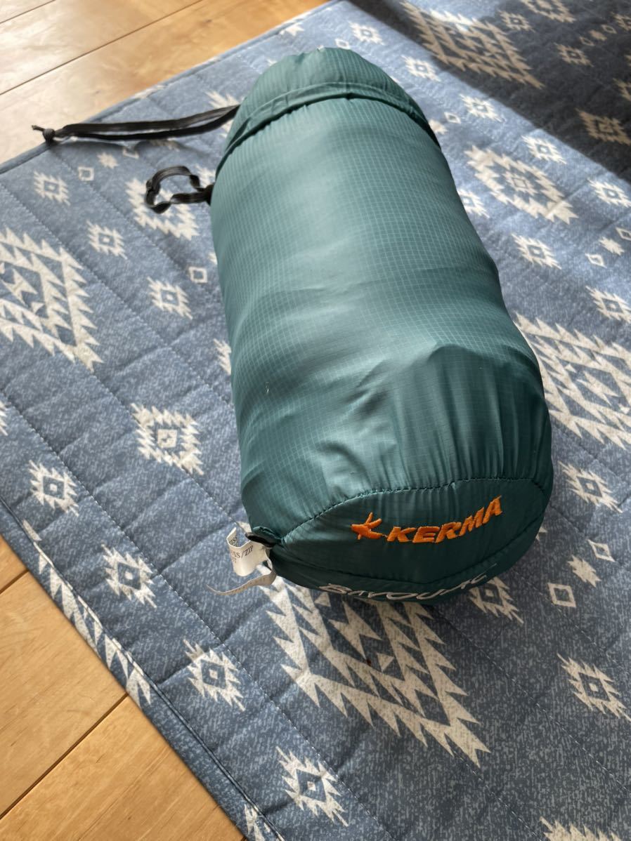 KERMA ダウンシェラフ　ビバーク　マミー型　寝袋　検)mont-bell スノーピーク　ナンガ　イスカ 寝袋 シュラフ マミー型 Rockの冬用寝袋 マミー型なのに出入りが簡単！手足が出せて動けるBears Rockの冬用マミー型寝袋