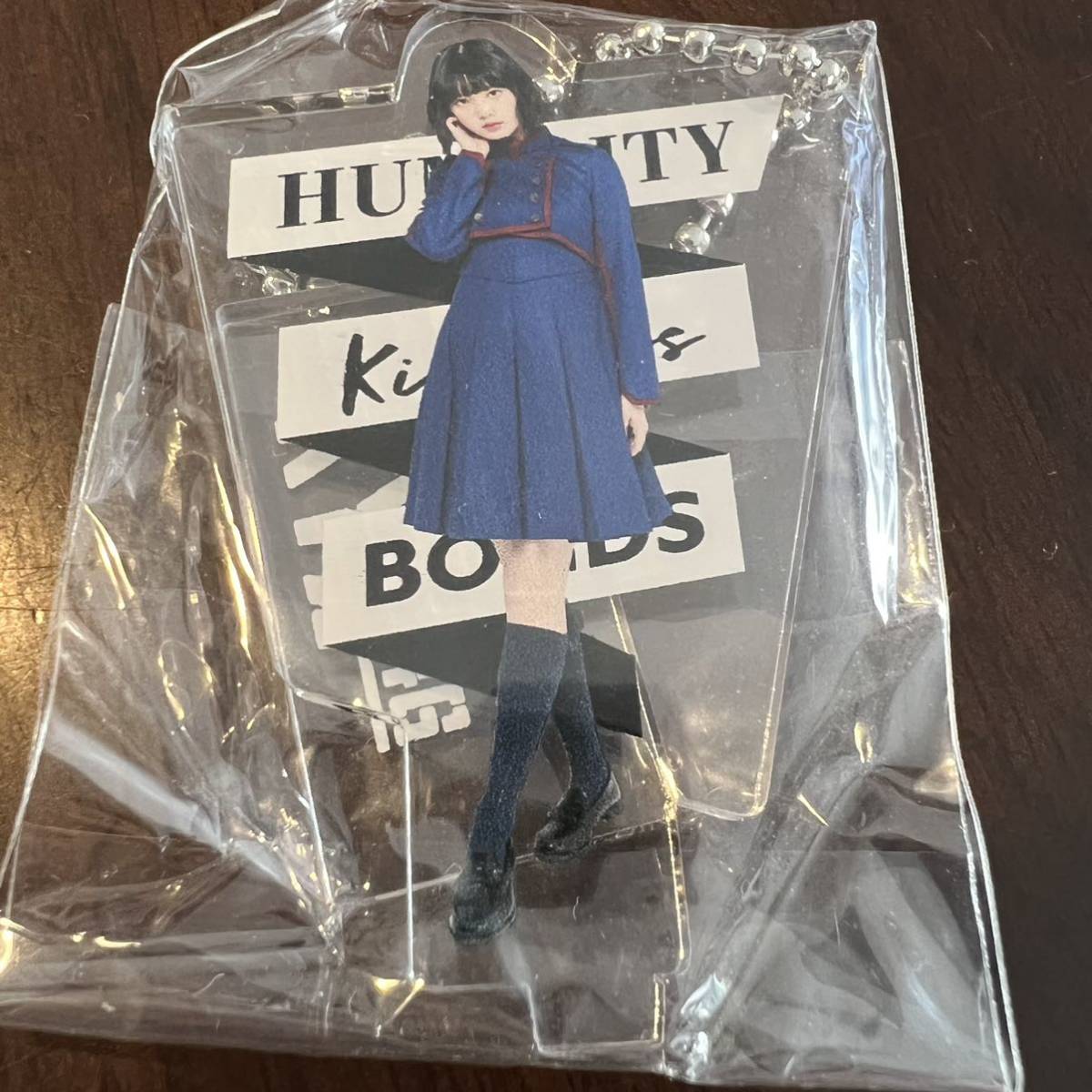 欅坂46 平手友梨奈 欅共和国 アクリルスタンド (タレントグッズ)｜売買  