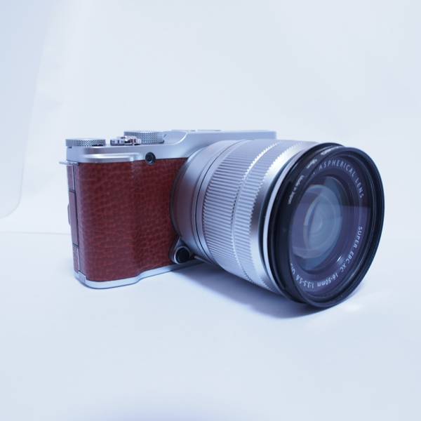 中古美品】FUJIFILM X-A1 ダブルズームキット おまけ付 カメラ、光学