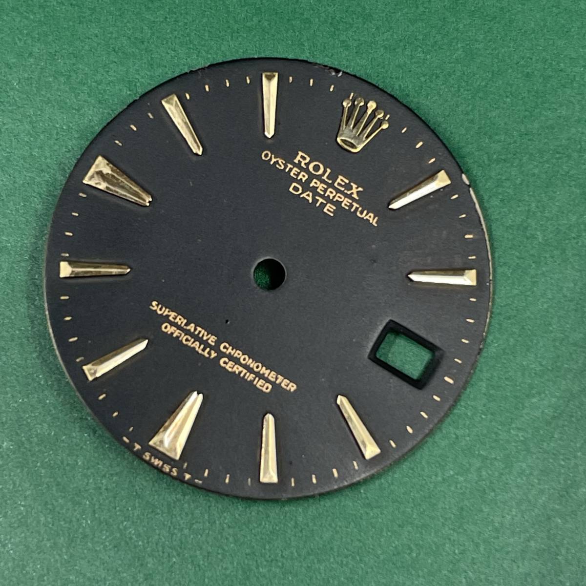 極希少 ロレックス 純正 ROLEX 1500 1501 デイト ブラック文字盤 極希少 ロレックス 純正 ROLEX 1500 1501 デイト ブラック文字盤