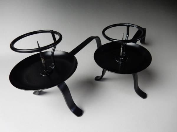 手燭　茶道具　燭台　鉄製　漆塗り　和蝋燭付き　美品 壱□ 茶道具 「手燭」 一対 □ 鉄製 和蝋燭2本付 元箱 鉄製 金属工芸
