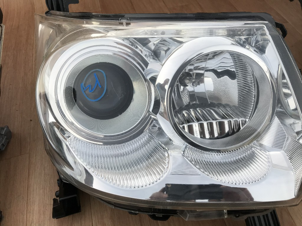 21 ムーヴ ムーブ カスタムL175S L185S 後期ヘッドライト左右 コイト